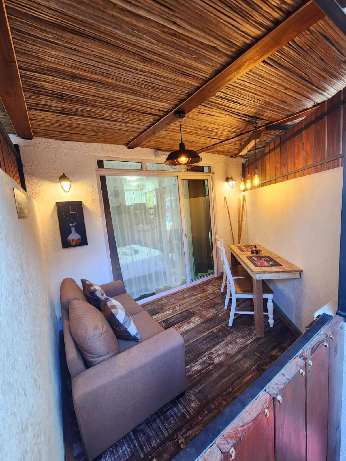 The Rustic Studio Grand Baie Exteriör bild